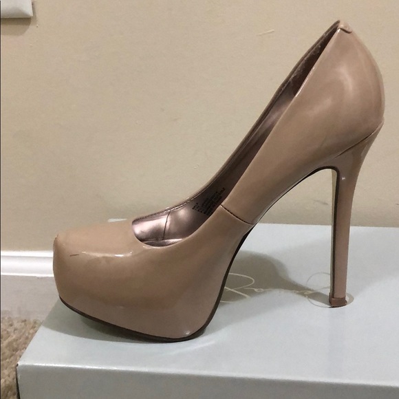 Steve Madden DEJAVU Platform Stiletto Pumps - Picture 3 of 8